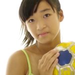 ジュニアアイドル セーラー服の可愛さと、スポーツブラタイプ水着の元気さ 大泉早苗 ラブリーラブリー 1/2