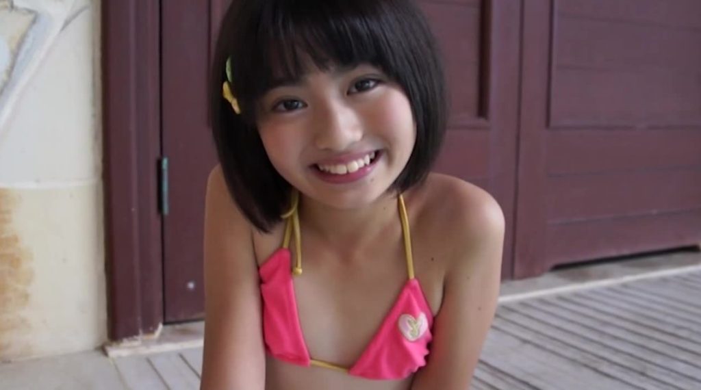 ジュニアアイドル 水着の種類豊富！麗しのシンデレラ後編/志田みのり